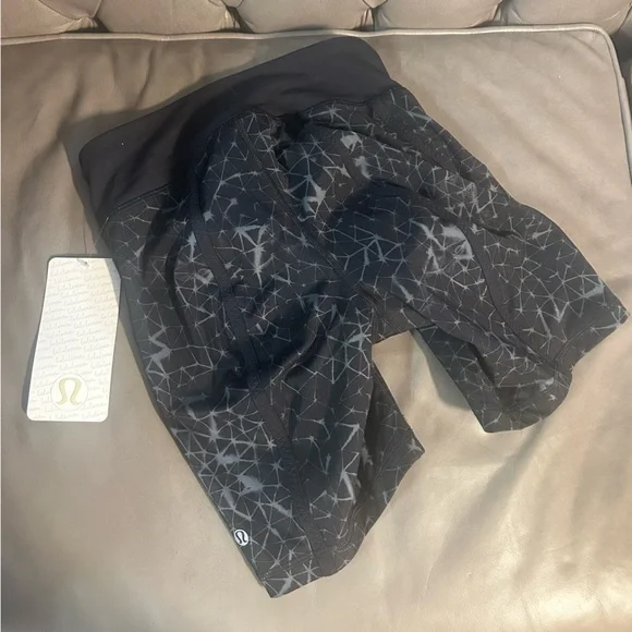 Lululemon New 6 Pedal Pace Short Chamois bike Cycling NWT Spin Star Crushed - Picture 5 of 8